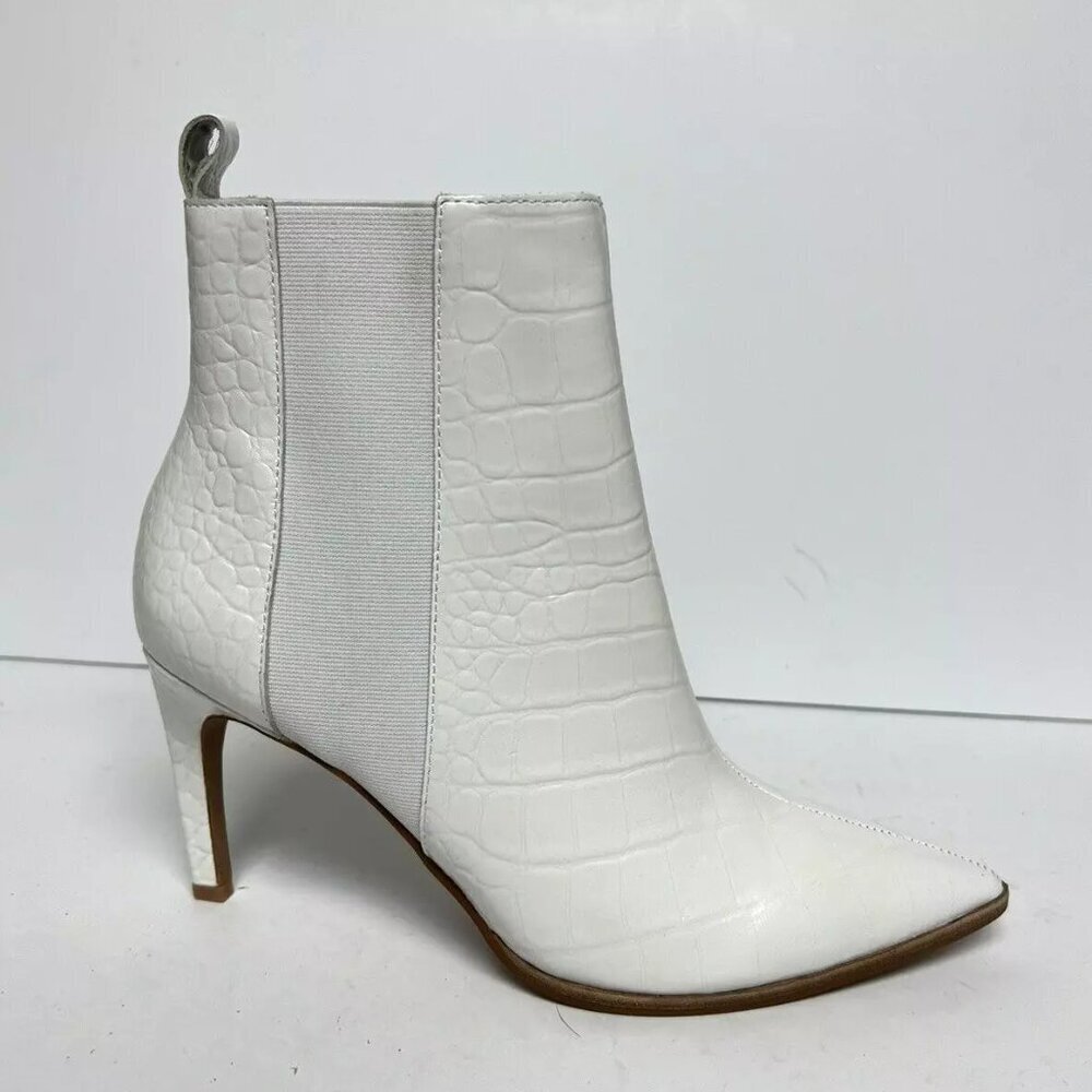 42 Gold Womens Kensington Bootie White Size 8.5 M